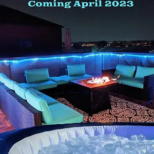 3 Blocks To Beale, 4b 6b, Garage, Roof Deck, Hot Tub, View, Sleeps 18 Memphis